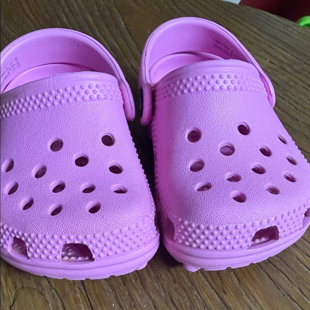 CROCS Kids Bright Pink Sandals